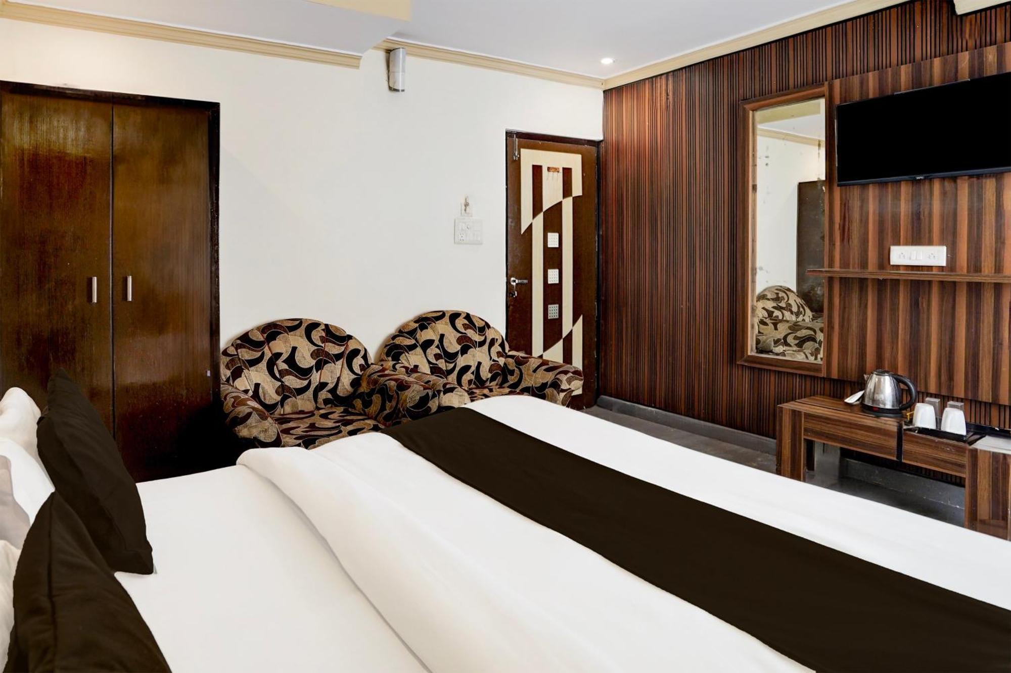 Super Townhouse Haridwar Near Har Ki Pauri Haridwār Exterior foto